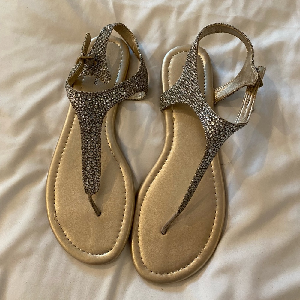 Bandolino euc sandals with rhinestones
